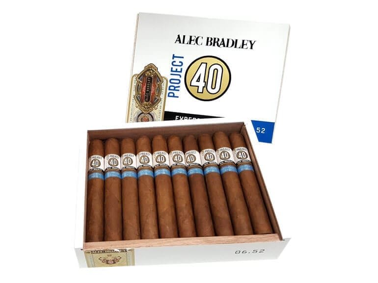 Alec Bradley - Project 40 Toro - Box of 24