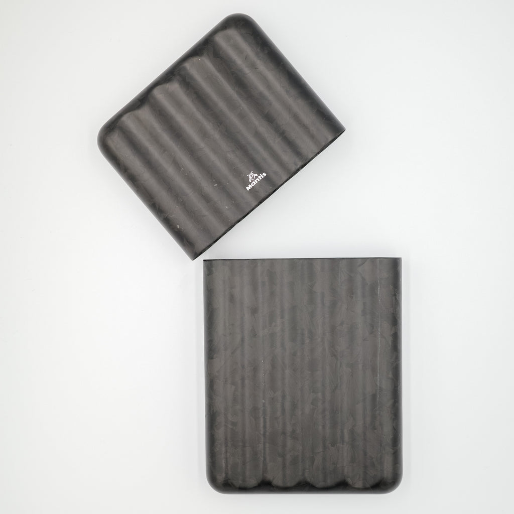 Mantis TrueCarbon Forged Matte Case