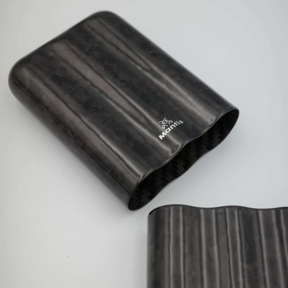 Mantis TrueCarbon Forged Case