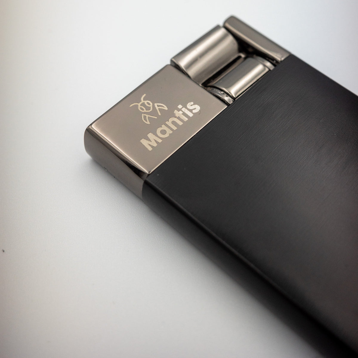Mantis Clix Lighter