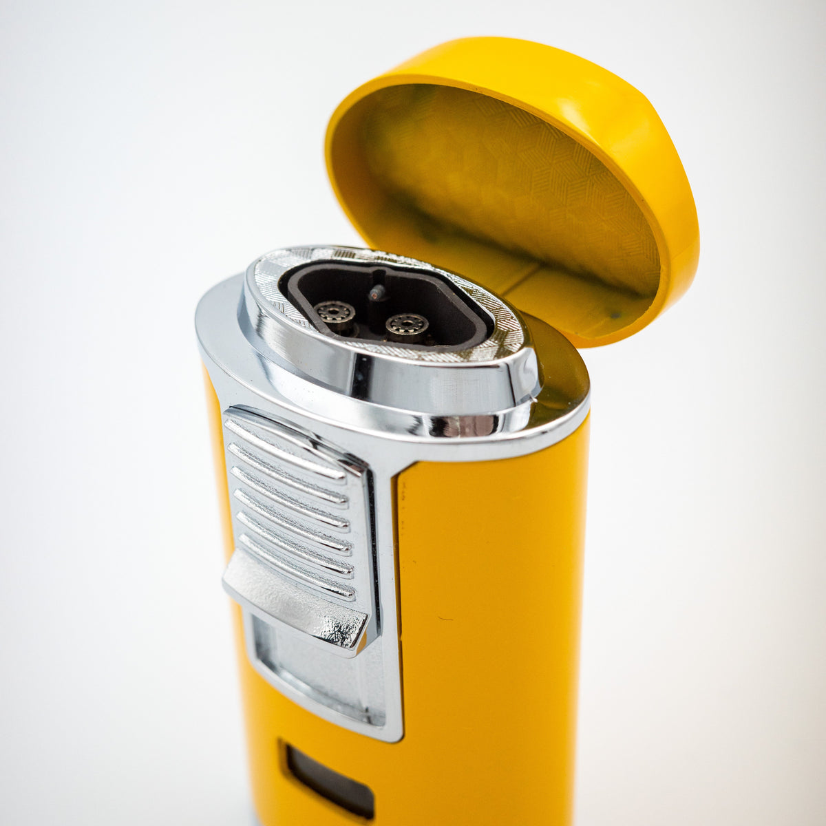 Mantis Dragon Fuego GT Lighter