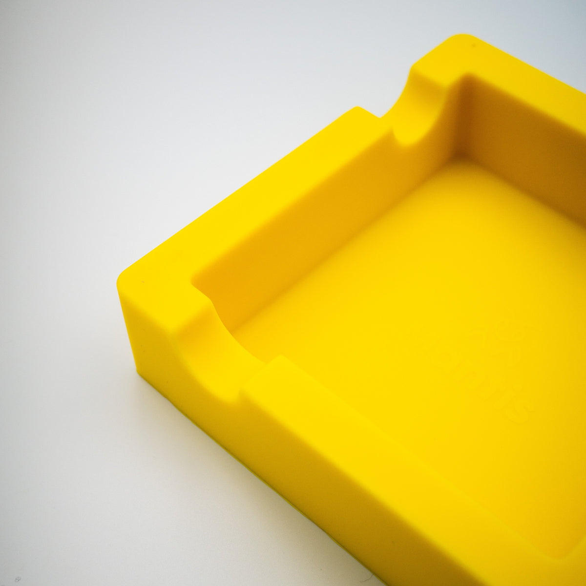 Mantis Flex Quadra Ashtray
