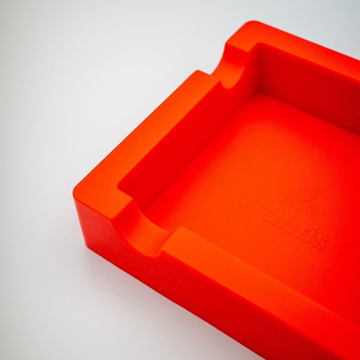 Mantis Flex Quadra Ashtray