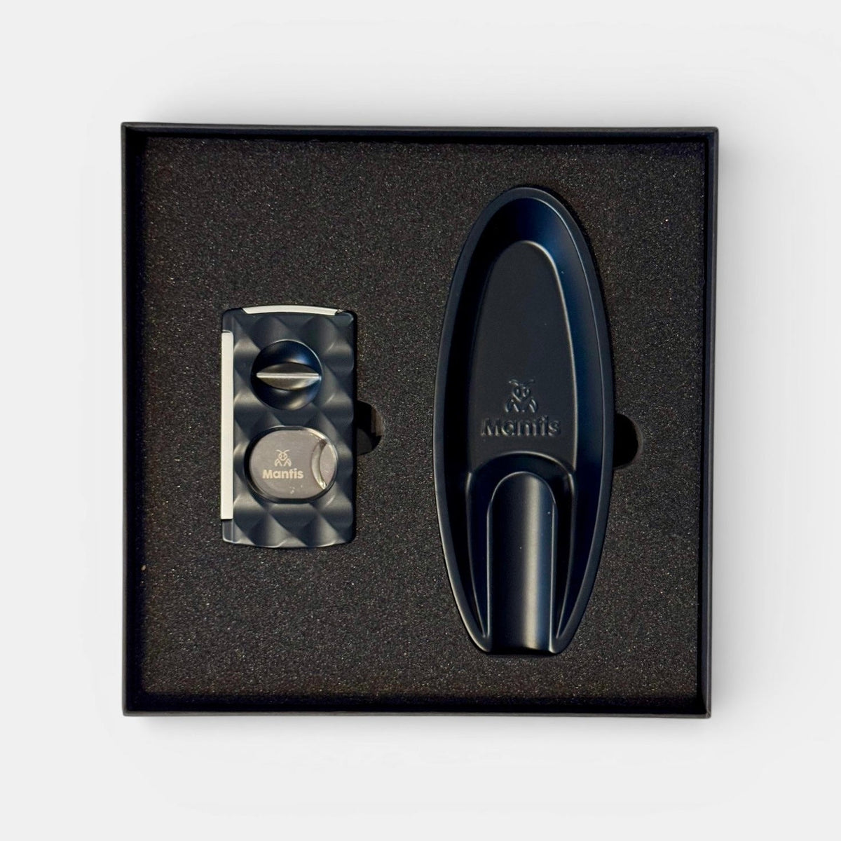 Mantis Ashtray and Cutter Gift Set
