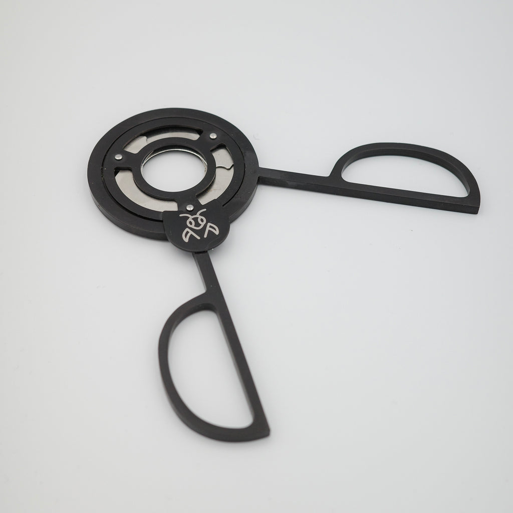 Mantis Orbital Scissor