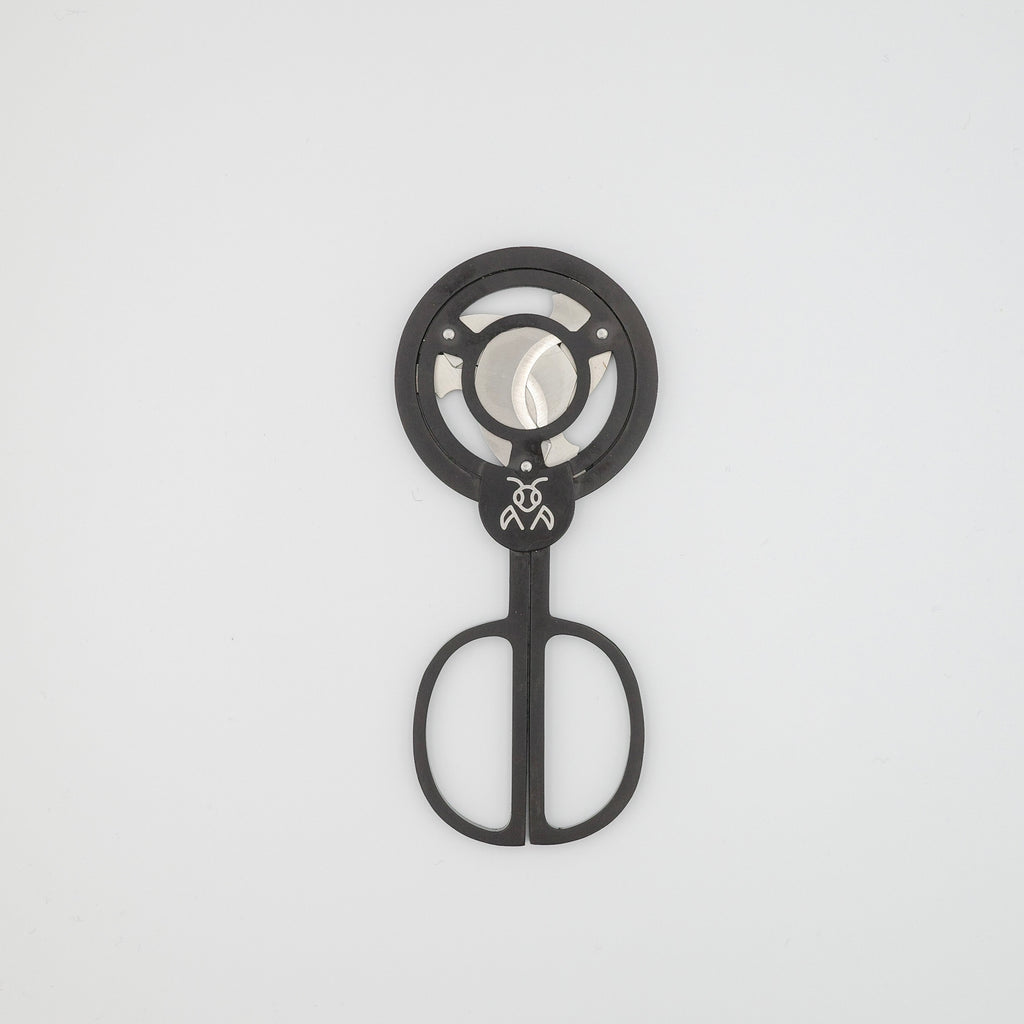 Mantis Orbital Scissor