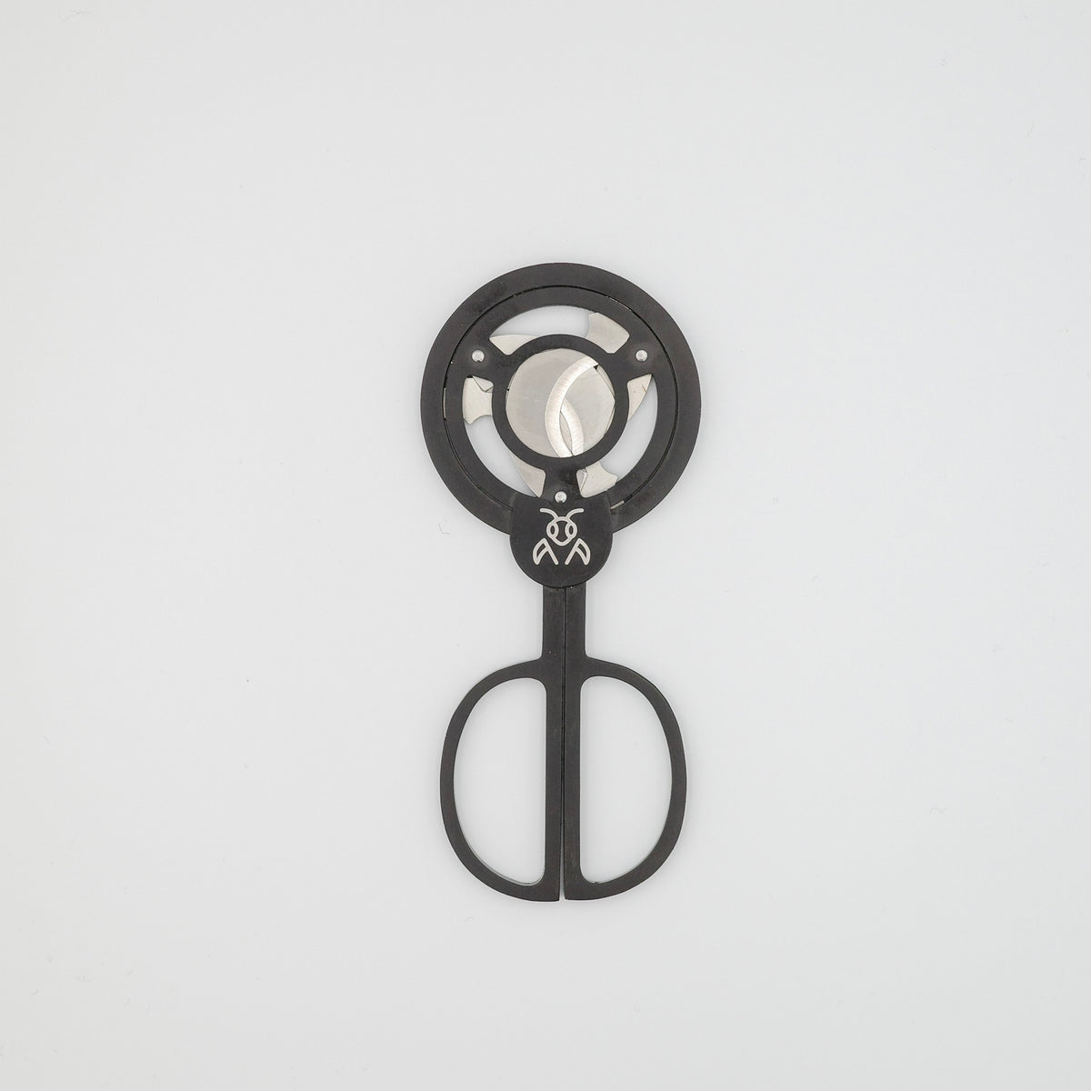 Mantis Orbital Scissor