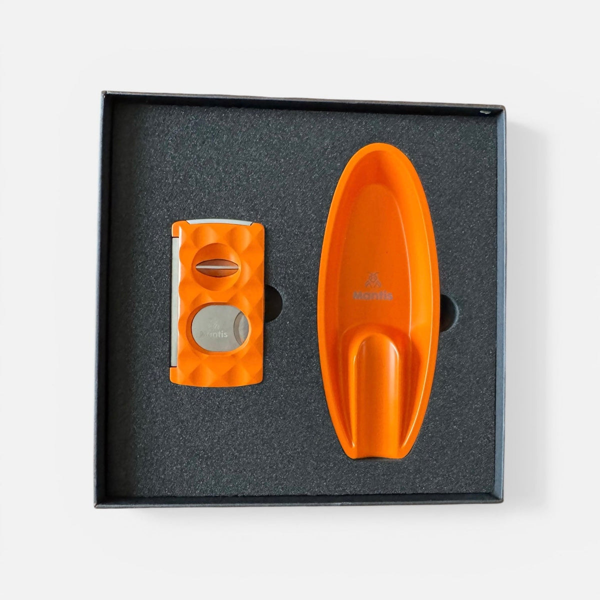 Mantis Ashtray and Cutter Gift Set