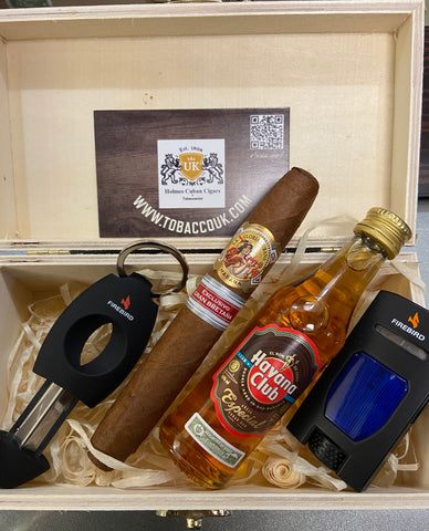 Gift boxed Special edition for the U.K. only La Gloria Britanicas collectors boxed with a Colbri lighter ,Colbri v cutter paired with Havana especial Anejados